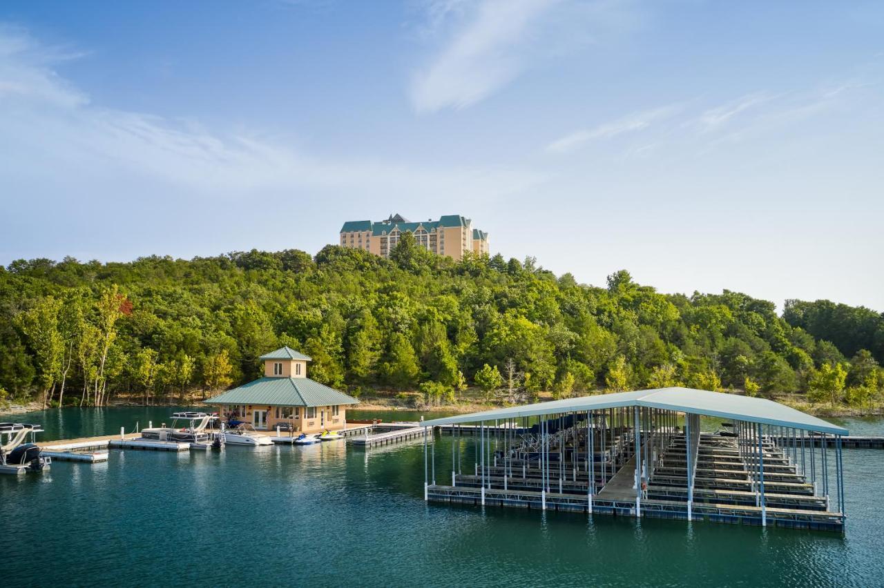 Chateau On The Lake Resort Spa And Convention Center Branson Exterior foto