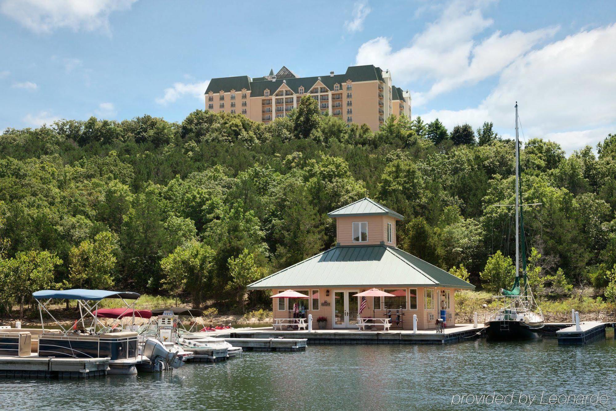 Chateau On The Lake Resort Spa And Convention Center Branson Exterior foto