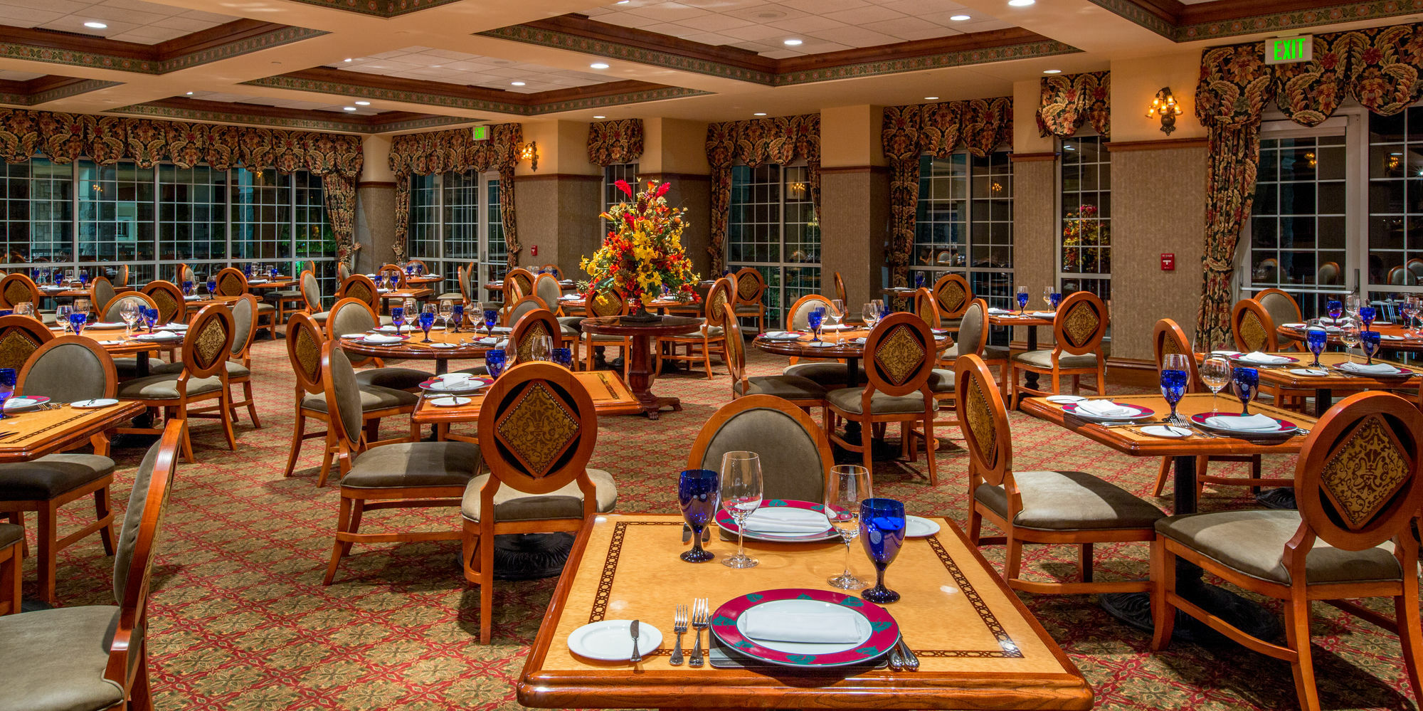 Chateau On The Lake Resort Spa And Convention Center Branson Exterior foto