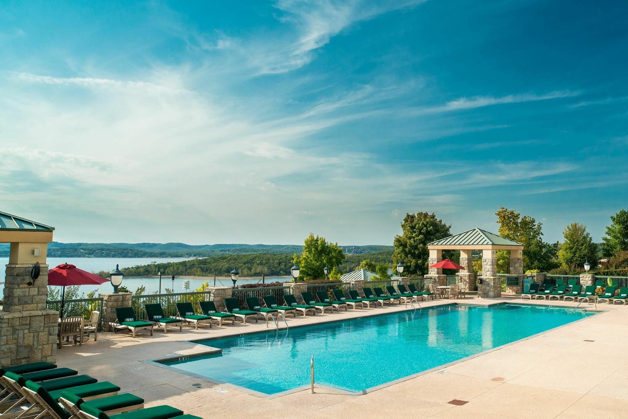 Chateau On The Lake Resort Spa And Convention Center Branson Exterior foto